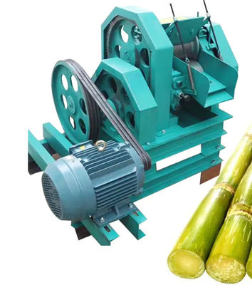 1000kg/H μικρή Squeezer καλάμων ζάχαρης κάθετη μηχανή θραυστήρων χυμού ζαχαροκάλαμων