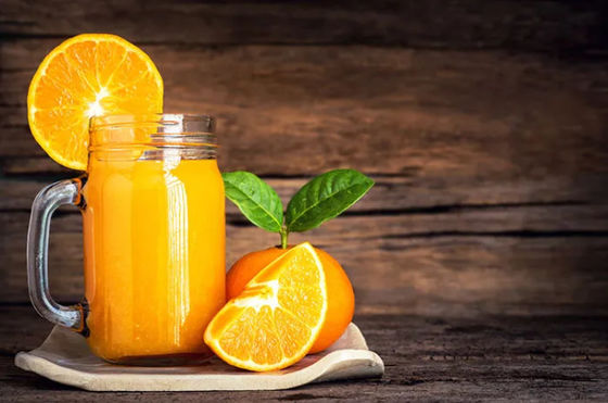 Πορτοκαλί αυτοκίνητο μηχανών πώλησης Juicer ανοξείδωτου για τα τρόφιμα και τα ποτά